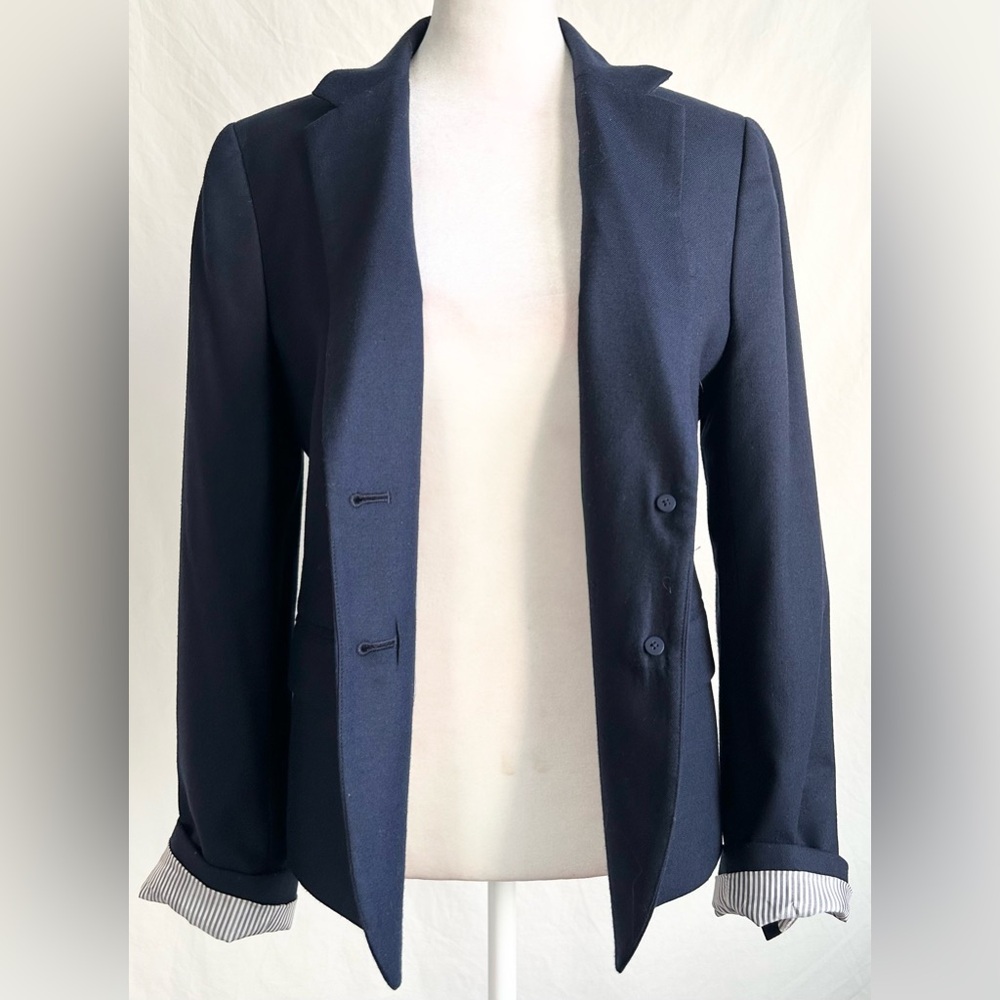 J. Crew Schoolboy Navy Blue Wool blend blazer size 6